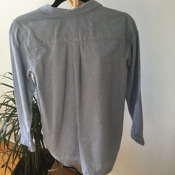 Blue button down shirt - Picture 2 of 4